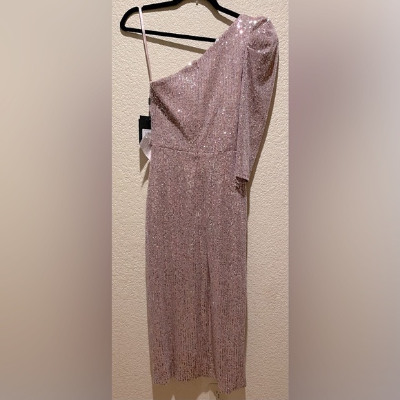 NWT Mac Duggal Sequins One Shoulder Faux Wrap Dress Mauve Multi Color Size 4 - Picture 6 of 12